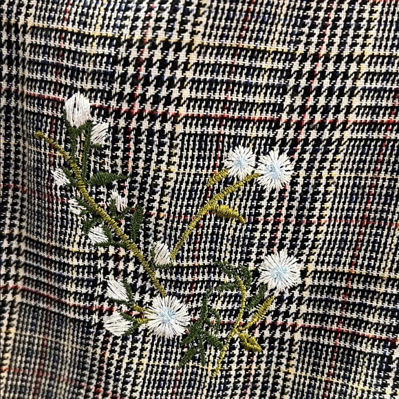 MAJORELLE Plaid Trousers with Floral Embroidery - Picture 12 of 12